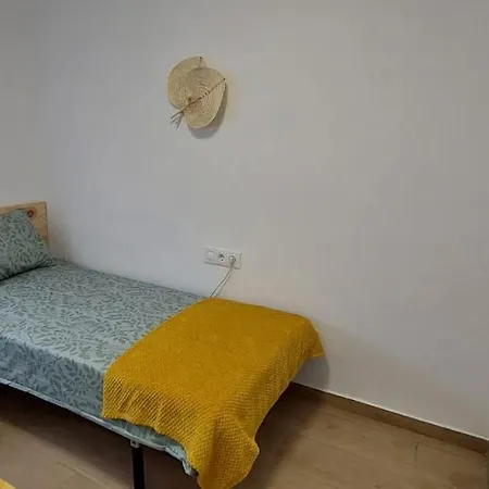 Gran Avenida Con Billar Дом отдыха Беникасим